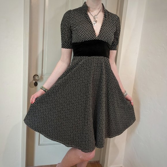 MASON by MICHELLE MASON Black Eyelet Lace & Velvet Swing 50s Look Midi Dress Sz2 - Picture 2 of 12